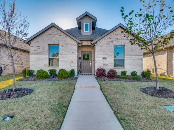 109 Foreman Dr, Midlothian, TX 76065