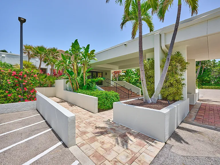 3420 S Ocean Blvd #8W — Photo 11