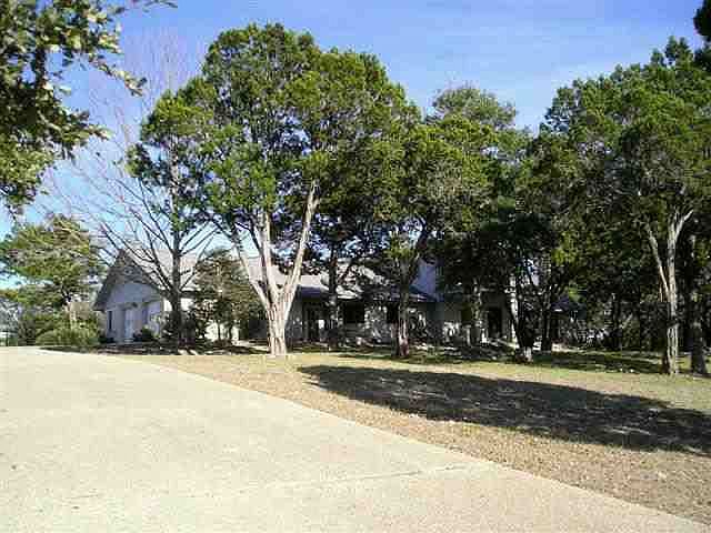 1st image of 221 Cave Springs Dr W