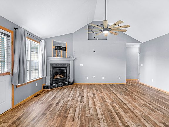 436 N Murphy-8
