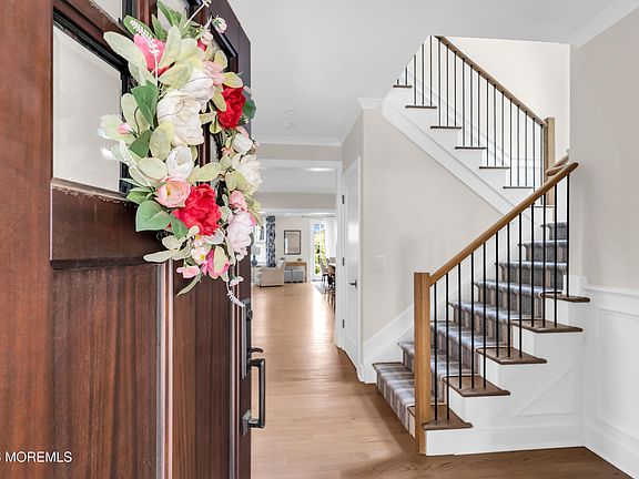 3rd image of 7 Marcellus Avenue