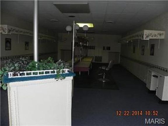 4th image of 206 N Lincoln St