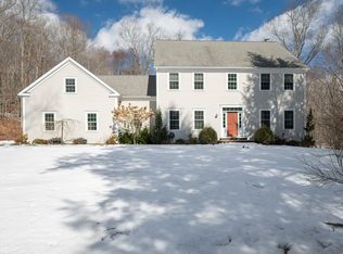 102 Quanopaug Trl, Woodbury, CT 06798