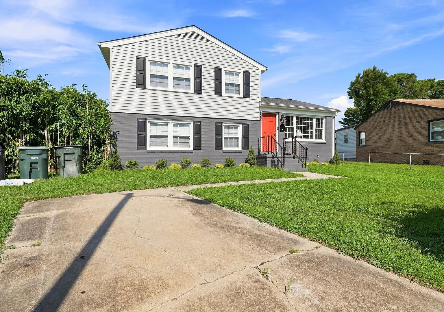 4 bed, 2.0 bath, 1440 sqft, $2,600 — Photo 1