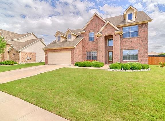2nd image of 3851 Harvey Penick Dr