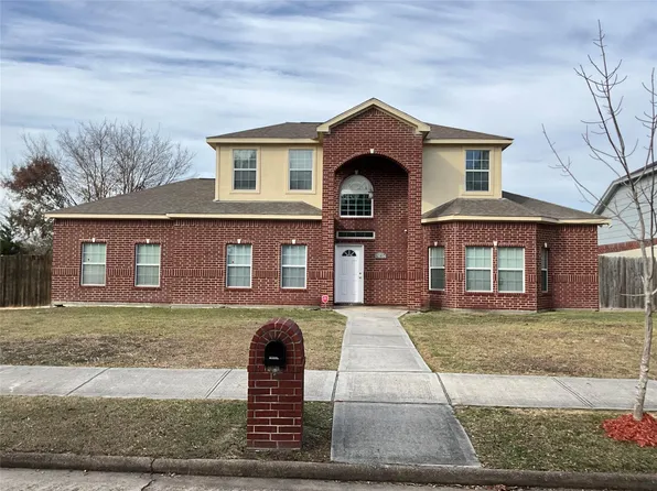 7834 Wolfield Ln, Houston, TX 77071