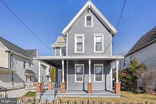 319 Taylor St Photo 1