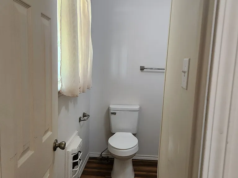 813 M St NW — Photo 7