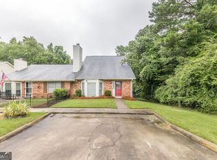 176 N Springs Ct, Macon, GA 31210