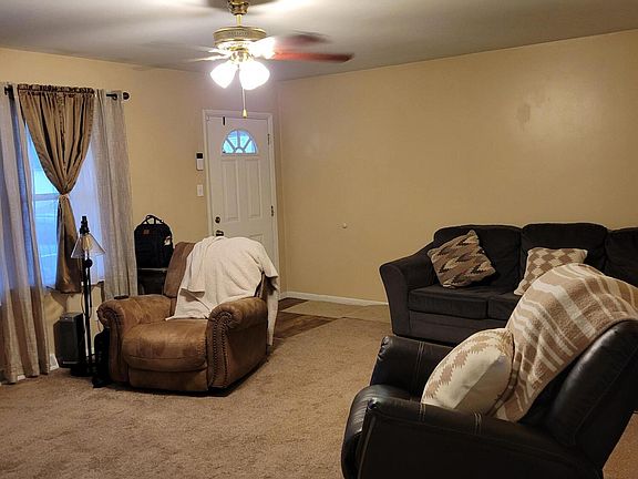 4th image of 758 W Vest St