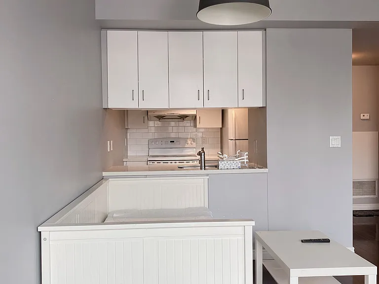 285 Mutual St #705 — Photo 1