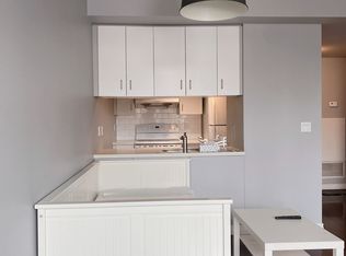 285 Mutual St #705, Toronto, ON M4Y 3C5
