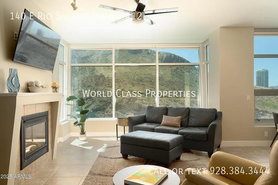 A Stunning 2 Bedroom with 2 Bath in Bridgeview Condos — Photo 2