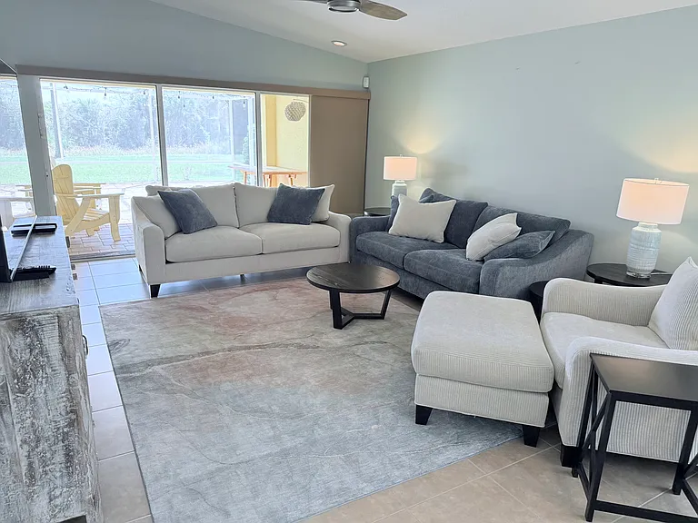 2121 Burgos Dr #1 — Photo 6