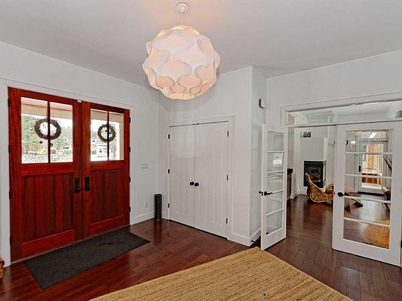 3rd image of 52 Jenna Jo Ave