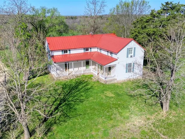 1933 Four Mile Rd, Washington, MO 63090