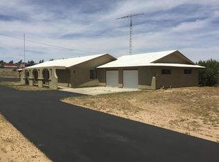 6960 Summit Valley Rd, Hesperia, CA 92345