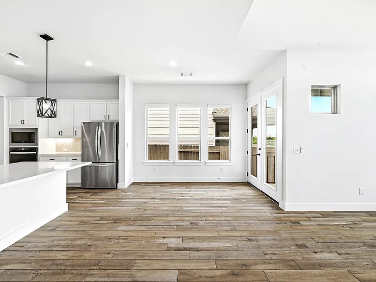 8709 Lullwater Trl — Photo 9