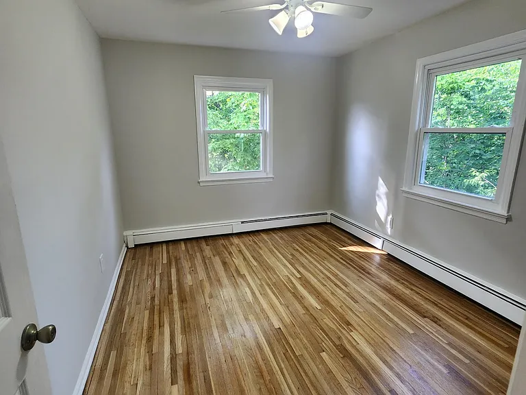 235 Woodport Rd #D3 — Photo 8