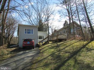 294 E Pine Grove Rd, State College, PA 16801