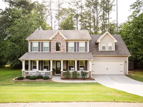 1525 Cedar Creek Dr, Loganville, GA 30052