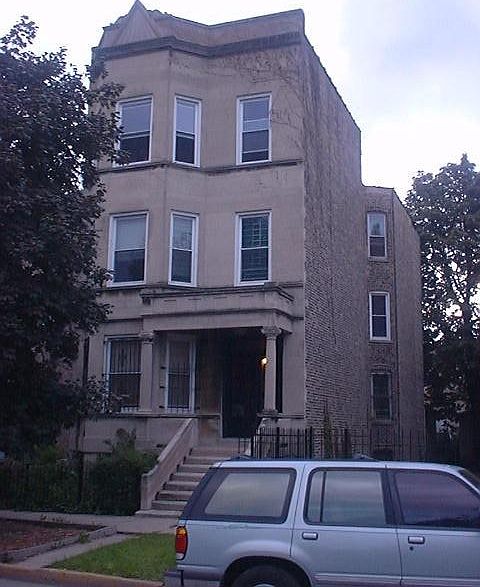 1st image of 1526 N Oakley Blvd #3AA