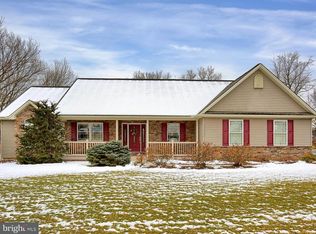 23 Orion Rd, Boiling Springs, PA 17007