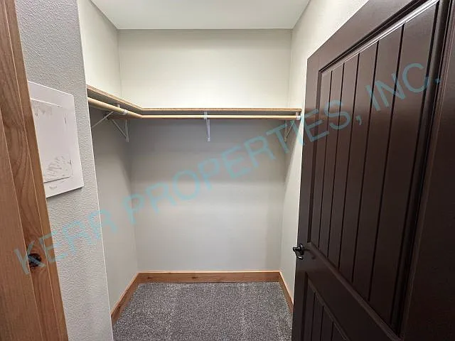 225 NE Lucas Rd — Photo 10