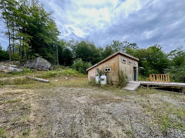 437 Grover Hill Road, Bethel, ME 04217