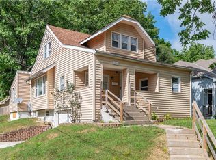 1016 W Linden Ave, Independence, MO 64052