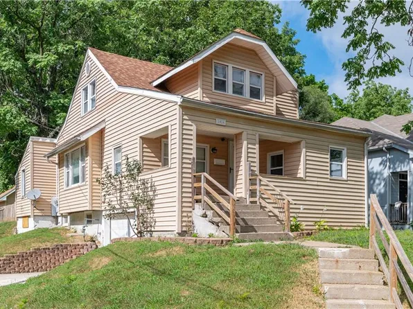 1016 W Linden Ave, Independence, MO 64052