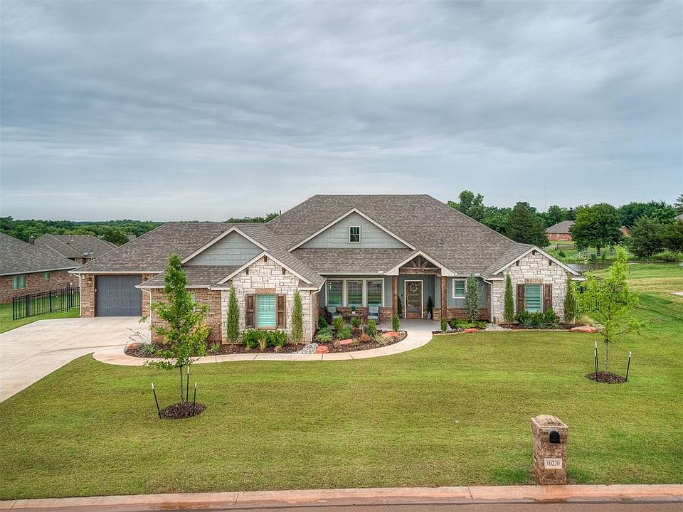 1st image of 10220 Oakwood Dr