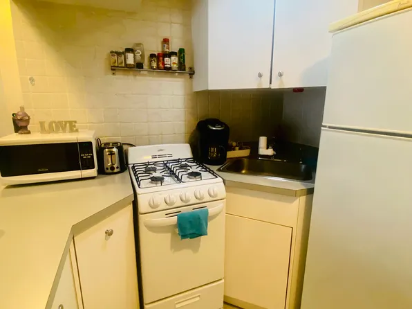 520 Undercliff Avenue image 9 of 9