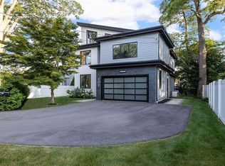 609 Hunnewell St, Needham, MA 02494