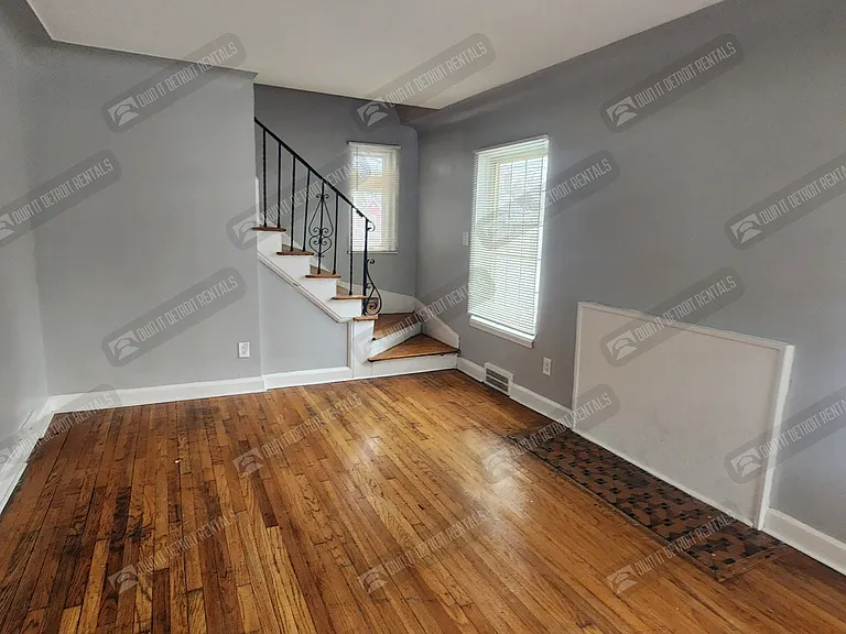 15000 Mayfield St — Photo 4