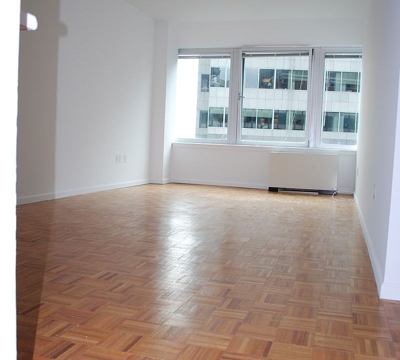 1st image of 160 Pearl St #6C