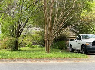 194 Mayfield Cir, Alpharetta, GA 30009