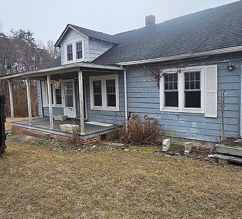 2nd image of 9079 Mountain Valley Rd