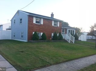 245 McClelland Ave, Bellmawr, NJ 08031