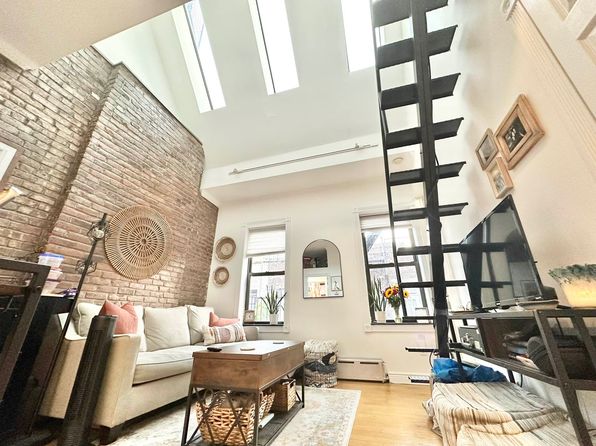 212 E 29th St APT 12