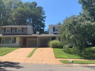 751 E Birchtree Ln, Claymont, DE 19703