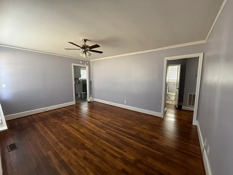 1405 Sunnyside Dr — Photo 2