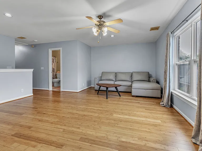 812 Pisgah Park — Photo 32