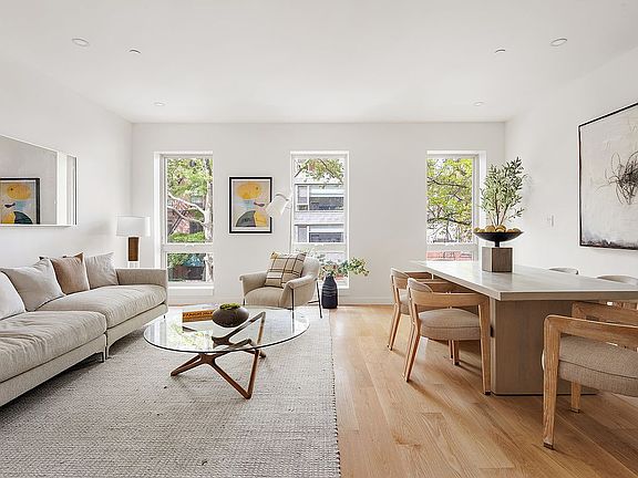4th image of 124 Wyckoff St #2