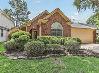 8326 Hunters Village Dr, Humble, TX 77346