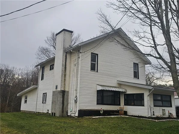 8119 Dutch Street Rd, Mount Morris, NY 14510