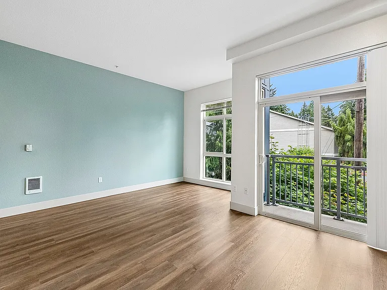 17-web-or-mls-1210 N 152nd St unit 227 Shoreline-S2606-001
