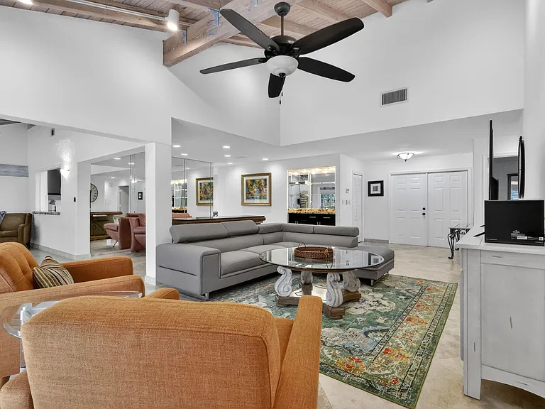 804 Foxpointe Cir — Photo 11