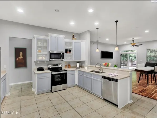 3060 PLANTATION RIDGE Drive, Green Cove Springs, FL 32043