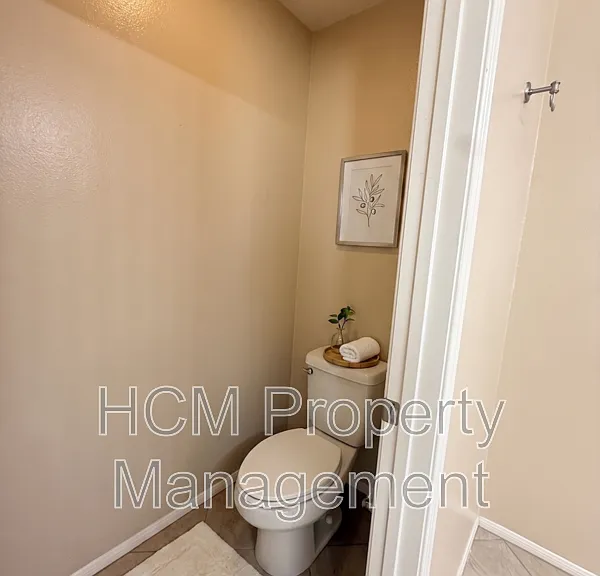8043 E Loftwood Ln — Photo 36